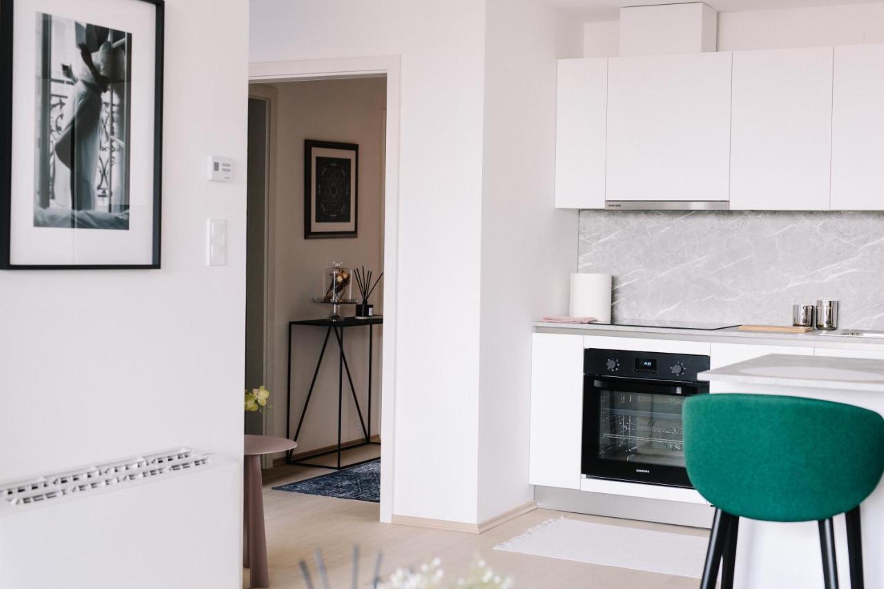 Design - Free Parking Apartman